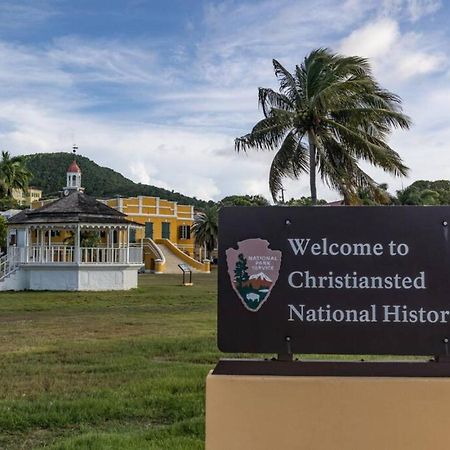 The Danish Nydam - A Sailors Mooring Apartment Christiansted Exterior photo