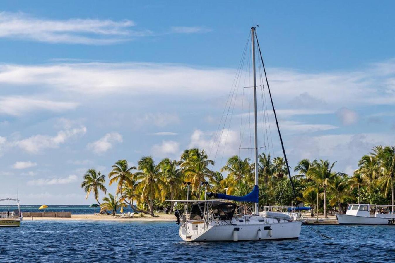 The Danish Nydam - A Sailors Mooring Apartment Christiansted Exterior photo